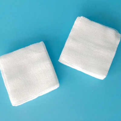 China Pure Cotton Hydrophilic Gauze Sponge Sterile Compress Gauze Swabs Manufacturer